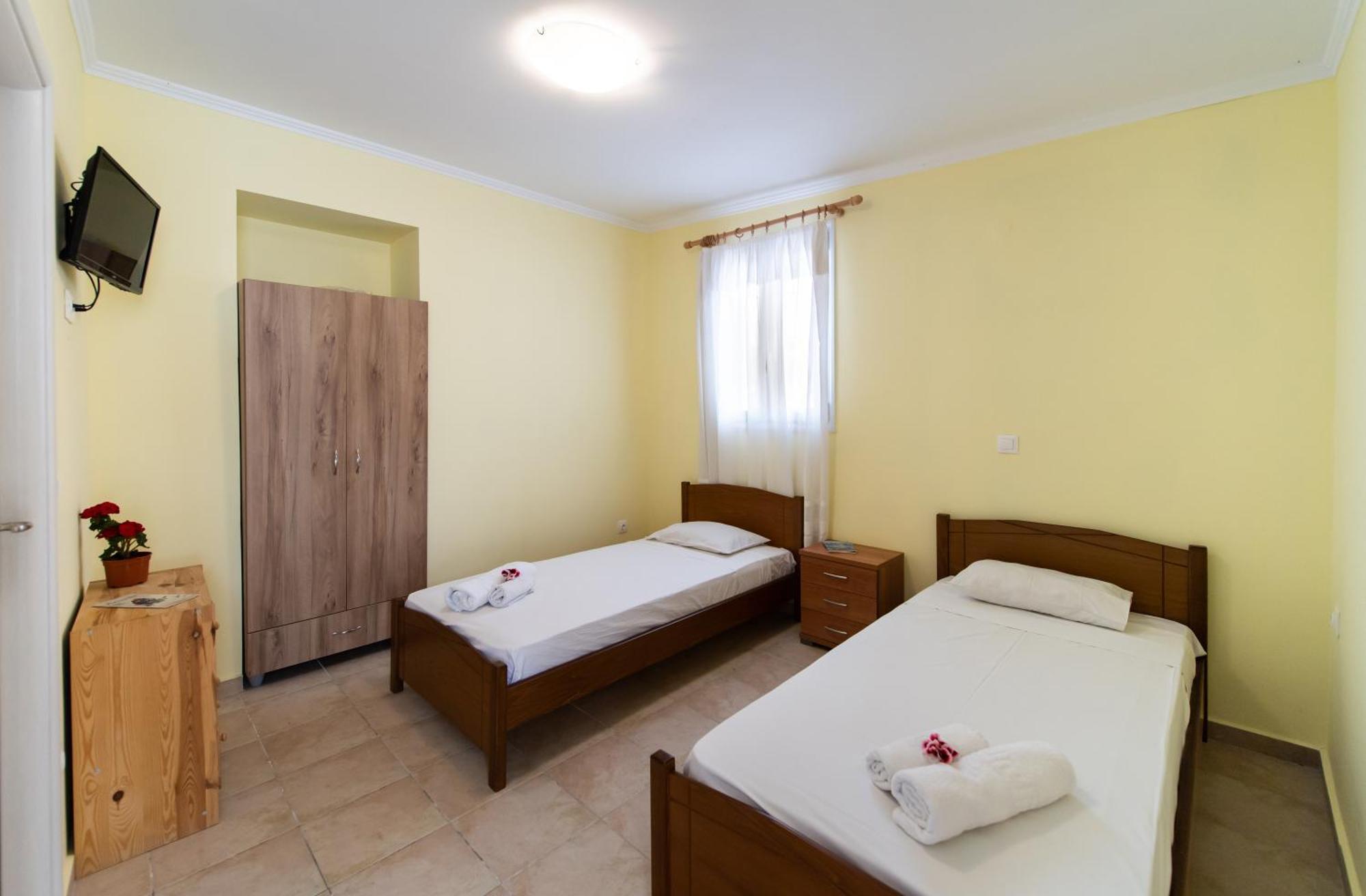 Mediterraneo Studios Васілікі Екстер'єр фото